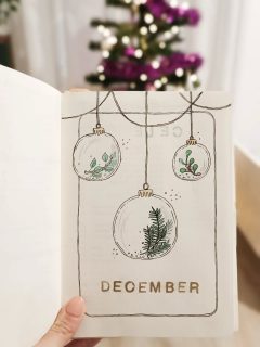 In my ✨ bullet journal & journaling ✨ era 🥰 zapomniałam już jak bardzo lubię po prostu sobie rysować, dekorować, planować i robić ładne rzeczy, a nie wszystko na szybko, na odwal.Planuję więc 2026 tak, bym miała na to więcej czasu.Tak, z czegoś innego będzie trzeba zrezygnować. To nic. Poczeka. Chcę się skupić na tym, co daje mi radość, co sprawia, że się uśmiecham, jestem spokojniejsza, jest mi lepiej. Chcę robić to, co mnie zachwyca. A nie tylko gonić. Chcę zadbać o to, co dla mnie naprawdę najważniejsze 🧡Chcę rozbłysnąć w 2026! ✨ Po swojemu. Powolutku. Ale mocno 🤗A Ty? Jeśli chcesz, zapisz się na listę zainteresowanych warsztatem online ROZBŁYŚNIJ W 2026! 🎁 W ramach oczekiwania dostaniesz pytania do podsumowania roku, żebyś z moją pomocą mogła wyciągnąć z tego to, czego chcesz i potrzebujesz ✨🧡Skomentuj GWIAZDA, a ja wyślę ci link do zapisu (ja, nie bot) 💌