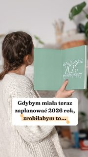 📍 Pomogę Ci spełnić marzenia i osiągnąć cele – ale potrzebuję Twojego działania. Zrób pierwszy krok i zapisz się na listę zainteresowanych. Skomentuj MAGIA i łap link do zapisu (dostaniesz 🎁!!!).A ja pomogę Ci zrobić kolejne 🧡 Nie musisz być w tym sama 🥰Nazywam się Klaudia Jaroszewska-Kotradii i (oprócz wkurzania ludzi swoim nazwiskiem):📝 uczę wspierającego planowania (byś w końcu zdjęła z siebie tę presję)📚 pokazuję, jak rozwijać się w zgodzie ze sobą (i w takim kierunku, w jakim chcesz, nawet jak będziesz go zmieniać co dwa tygodnie)✨ pokazuję, jak tworzę równowagę w mojej codzienności (z dzieckiem w spektrum autyzmu, z endometriozą i innymi trudnościami)Zaobserwuj, jeśli czujesz, że to profil dla Ciebie → @zaplanuj.rownowage