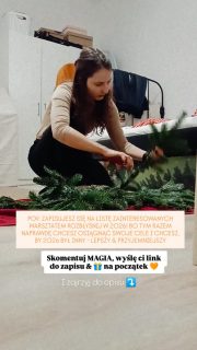 Już widzisz oczyma wyobraźni, jak wstajesz codziennie wcześniej, ćwiczysz regularnie, trzymasz czystą michę, spełniasz marzenia i rozwijasz się tak, jakby świat dookoła Ciebie stanął w miejscu.Bo w 2026 roku będzie idealnie, prawda? Tym razem na pewno się uda! 🥳Być może. Ale bardziej prawdopodobne, że nie.❌ Jeśli będziesz działać dokładnie tak samo, jak co roku (olejmy podsumowanie, zapiszmy cele na kartce i bierzmy się do działania na 200%) – to wcale nie będzie inaczej. Nie będzie idealnie. Spadniesz na ziemię tak samo, jak w każdym poprzednim roku, który przecież też miał być idealny, prawda?💫 Ale jeśli zmienisz swoje podejście i dasz sobie w tym pomóc (wiemy już, że podsumowanie roku było trudne, więc po co masz się z tym wszystkim męczyć sama?), będzie inaczej.Wszystko się zmieni. Ale nie tak, jakbyś tego chciała, że machniesz różdżką 🪄 i już wszystko będzie idealnie. To będzie powolny proces, w którym będziesz stawiać jeden krok za drugim, czasem będziesz się cofać, czasem się potkniesz, czasem ominiesz przeszkodę. Ale koniec końców będziesz ciągle szła w jednym kierunku, do którego naprawdę chcesz zmierzać.Chwilami będzie Ci się wydawało, że stoisz w miejscu, ale gdy spojrzysz wstecz, zobaczysz, jak wiele się zmieniło. Za kolejne 12 miesięcy będziesz mogła być z siebie dumna i przybić sobie high five (no i oczywiście mówić wszystkim dookoła, jakie cele osiągnęłaś w tym roku)!Wystarczy już tych zrywów na 200%. Wiesz, że to nie działa. Ile lat na nie straciłaś? Ja też wiele lat straciłam. Ale od paru lat działam sensowniej i osiągam jeden cel za drugim. Spróbuj tym razem innego podejścia ✨ pozwól sobie pomóc 🧡To jak, skomentujesz MAGIA i wskoczysz na listę zainteresowanych warsztatem ROZBŁYŚNIJ W 2026? Psst! Po zapisie czeka na Ciebie 🎁 – pytania do podsumowania roku, dzięki którym zrobisz pierwszy krok do zmiany.