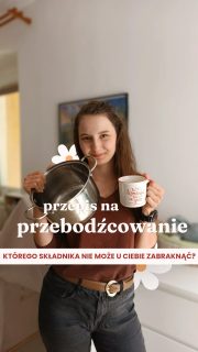 A przez to, że jesteś przebodźcowana:🟠 szybciej się denerwujesz i wybuchasz (nawet o błahostki)🟠 jesteś ciągle zmęczona i nawet sen tego nie naprawia (zobacz koniecznie poprzednią rolkę!)🟠 Twój mózg nieustannie przetwarza nowe informacje, przez co w Twojej głowie brakuje RAM-u na inne rzeczy🟠 skupiasz się na tym, jak bardzo źle się czujesz, a nie na tym, jak fajne może być życie.Zaobserwuj mnie i zobacz, jak możesz poczuć się lepiej, żyć spokojniej i wolniej 🧡 Pomogę Ci w tym!📍 Dzień dobry! Tu Klaudia Jaroszewska Kotradii – inspiruję, edukuję i pokazuję, jak złapać równowagę w życiu✨ pracuję z kobietami, które chcą stworzyć wspierającą codzienność – taką, w której jest miejsce na coś więcej niż obowiązki i narzekanie✨ uczę wspierającego planowania czyli takiego, w którym jesteś człowiekiem i tak też siebie traktujesz, czyli najpierw rozmawiasz sama ze sobą, a dopiero potem planujesz 🧡 bez ciągłego podkręcania produktywności✨ pokazuję, jak lepiej poznać samą siebie, żeby żyć lżej i przyjemniejWszystko, o czym mówię, przetestowałam na sobie (i często w trudnych okolicznościach, chociażby z dzieckiem w spektrum na pokładzie), bo jestem praktyczką – wolę działać, niż mówić o działaniu 🧡